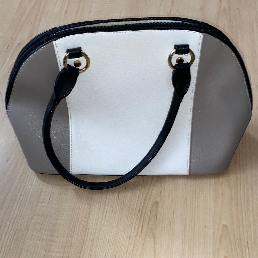 Chic Black and Cream Shoulder Bag